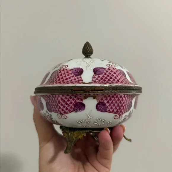 Antique Hand Painted Porcelain Trinket Box